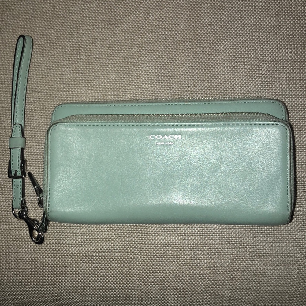 Coach Leather Accordion Wallet